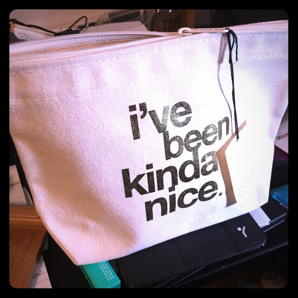 Nwt Dogeared Pouch "Been a Kinda Nice” cosmetic